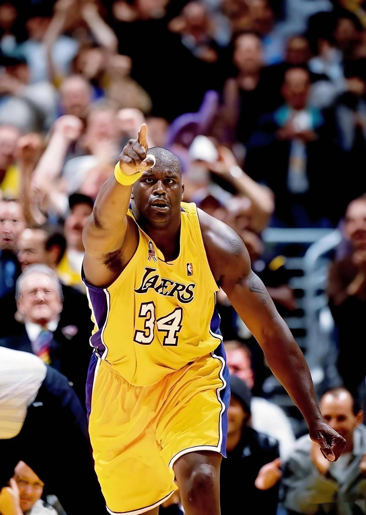 背后是一套 背后是一套