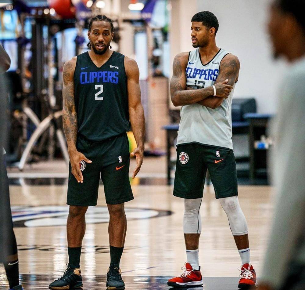 同比下滑明 同比下滑明